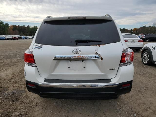 Toyota Highlander Base Image 4