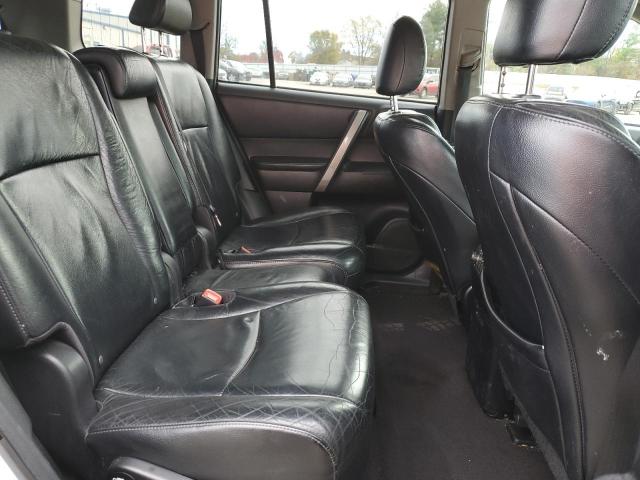 Toyota Highlander Base Image 10