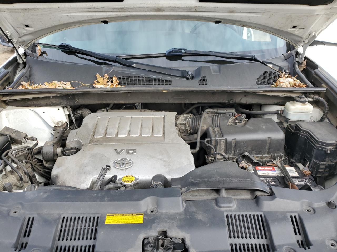 Toyota Highlander Base Image 12