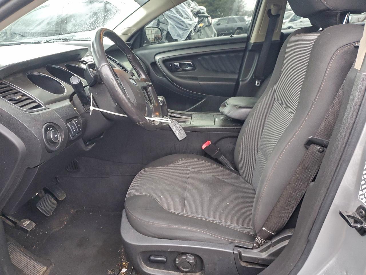 Ford Taurus Sel Image 2