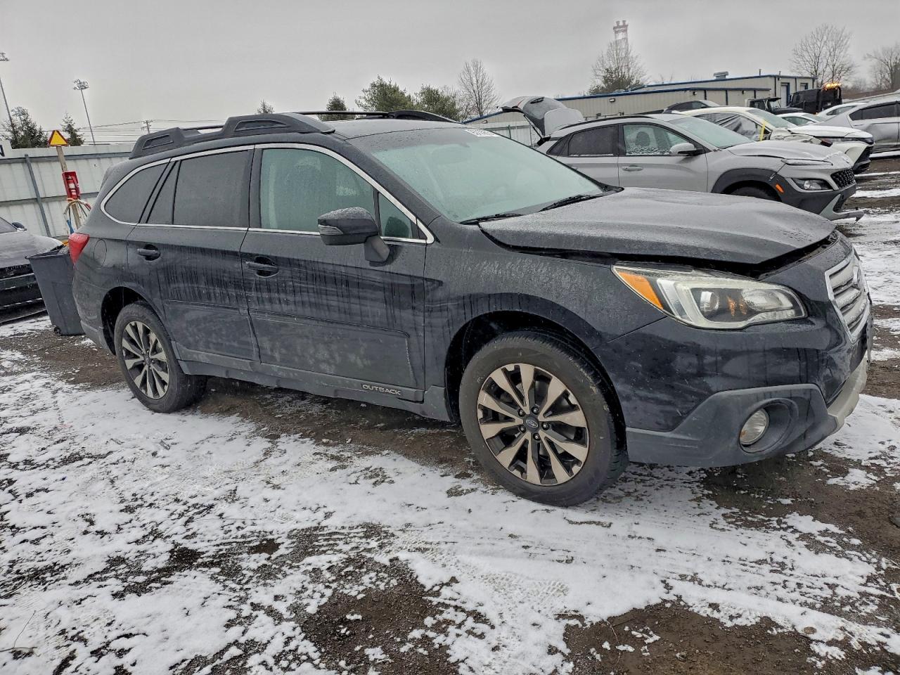 Subaru Outback 2.5i Limited Image 3