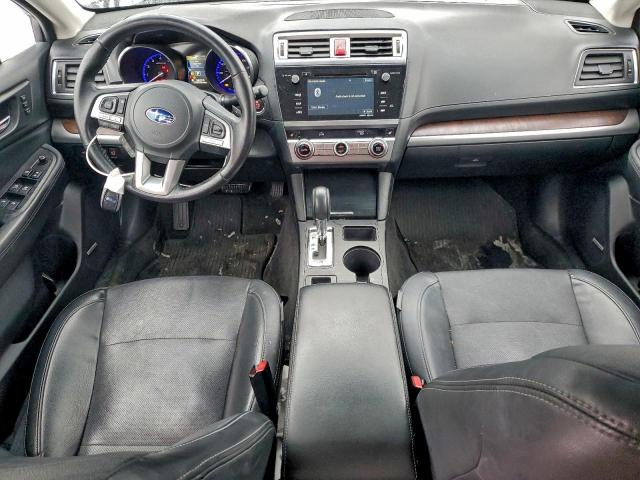 Subaru Outback 2.5i Limited Image 8