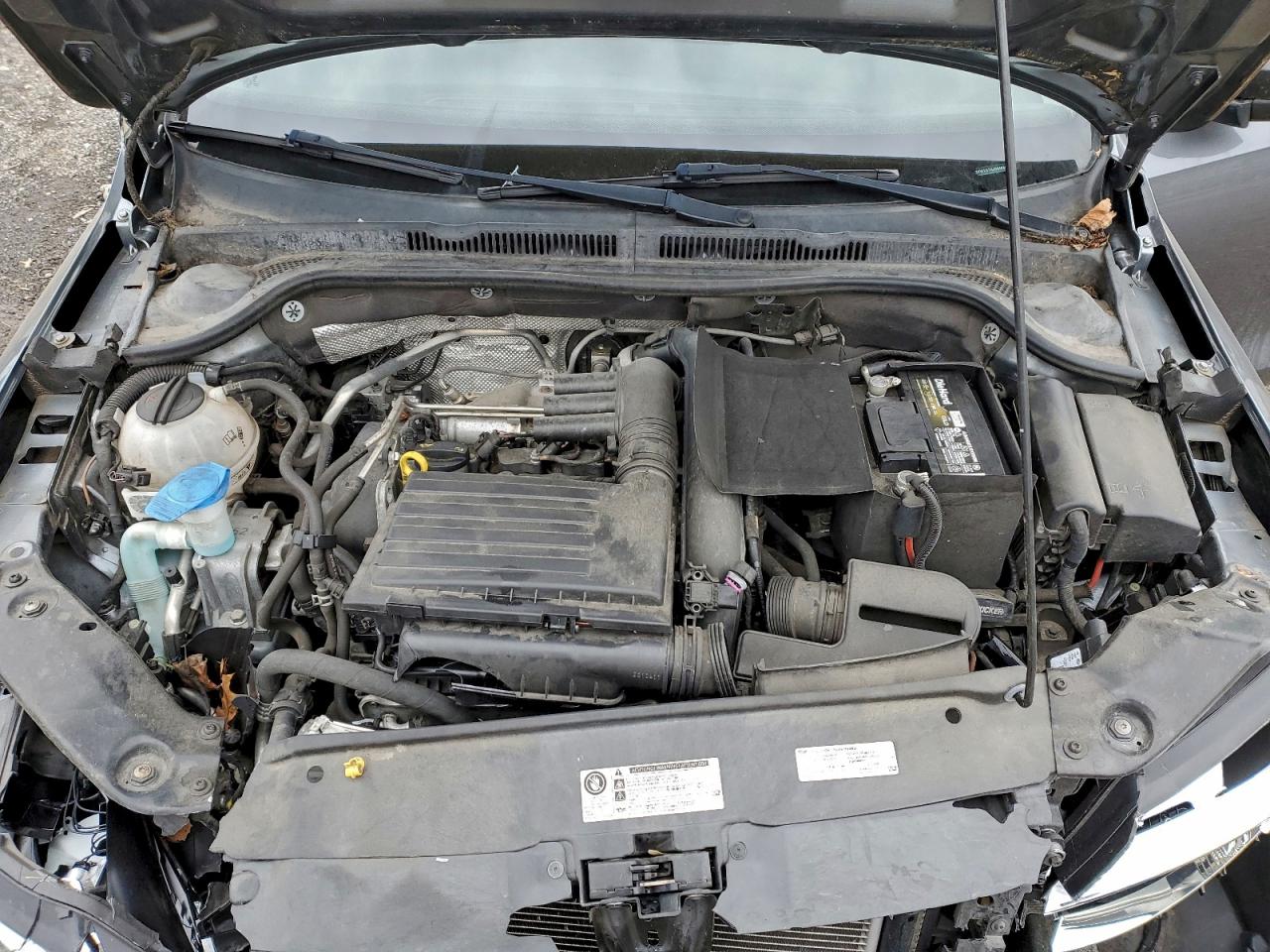 Volkswagen Jetta S Image 9