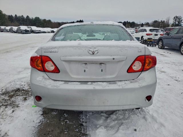 Toyota Corolla Base Image 2