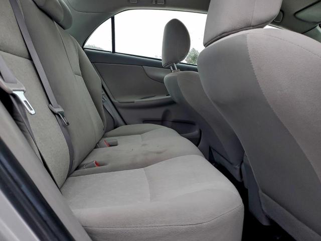 Toyota Corolla Base Image 5