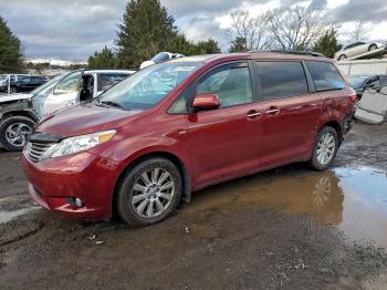  Salvage Toyota Sienna
