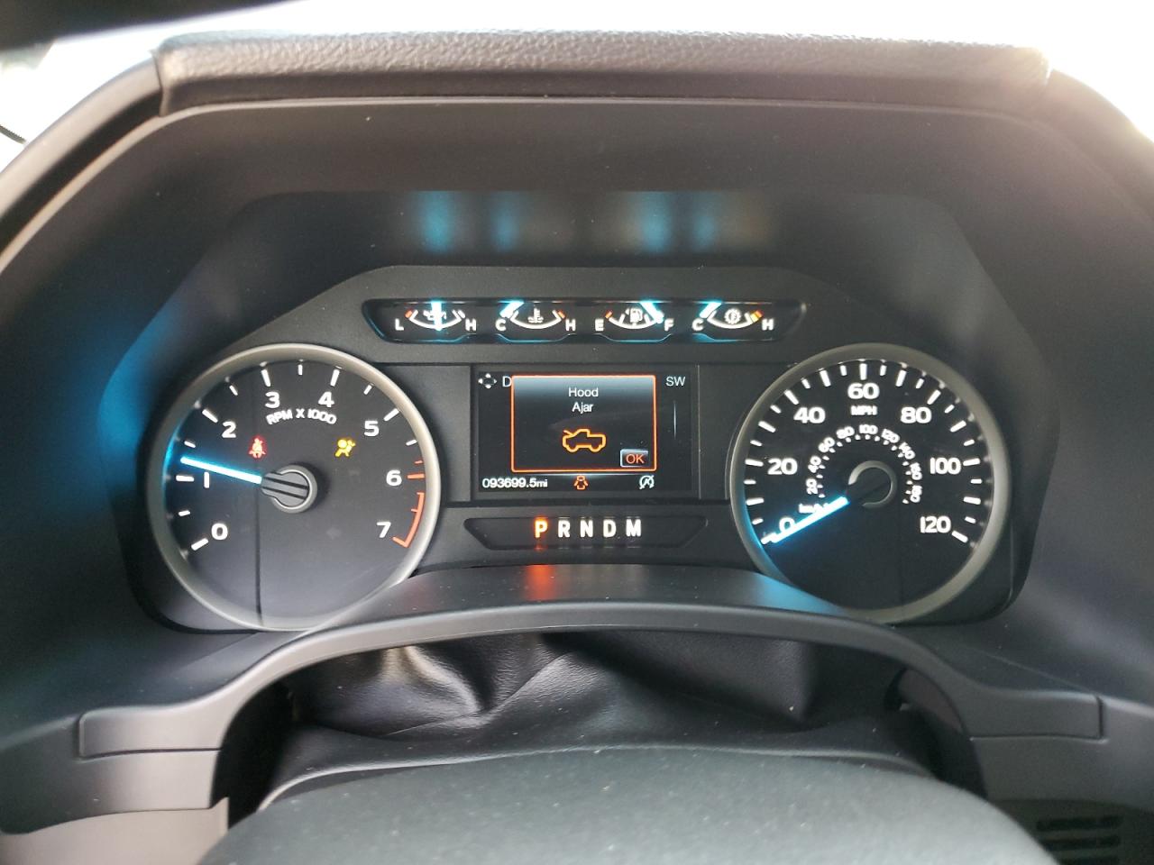 Ford F-150 Supercrew Image 4