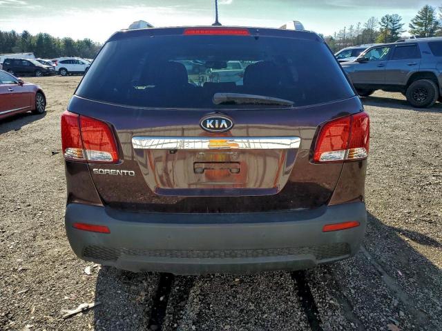 Kia Sorento Base Image 12