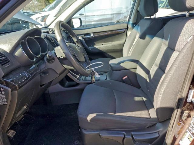 Kia Sorento Base Image 5