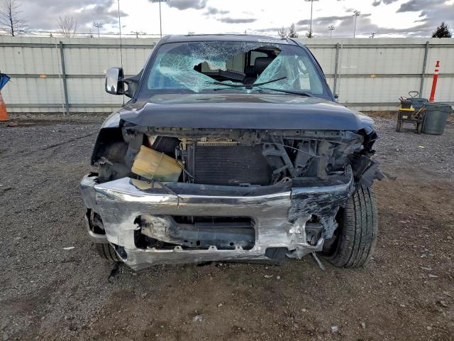 Nissan Titan Xe Image 6