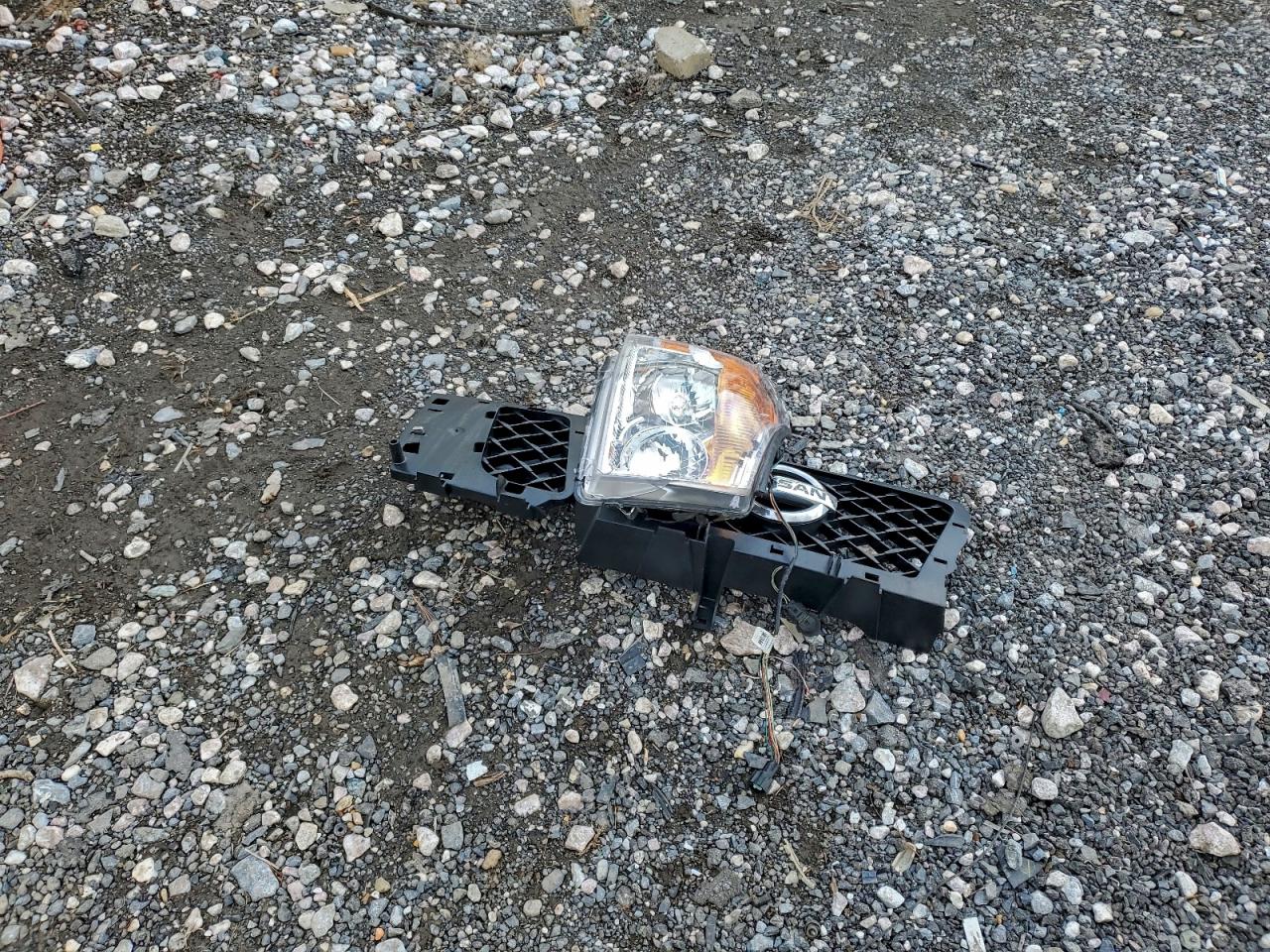 Nissan Titan Xe Image 13