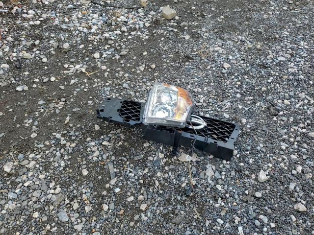 Nissan Titan Xe Image 13