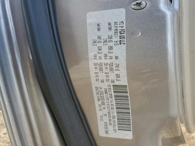 Chrysler Minivan Touring Image 8