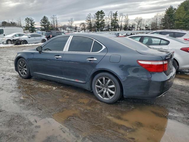 Lexus LS 460 Image 12