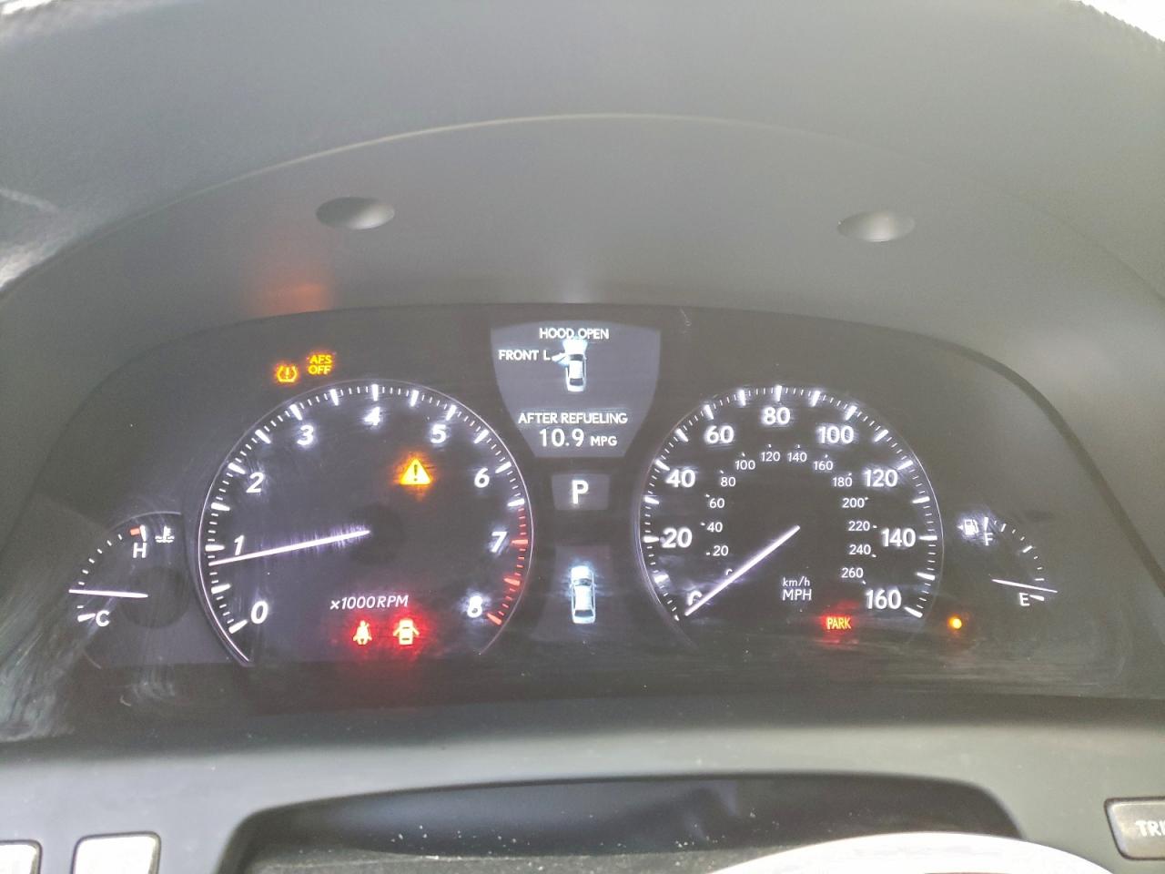 Lexus LS 460 Image 9