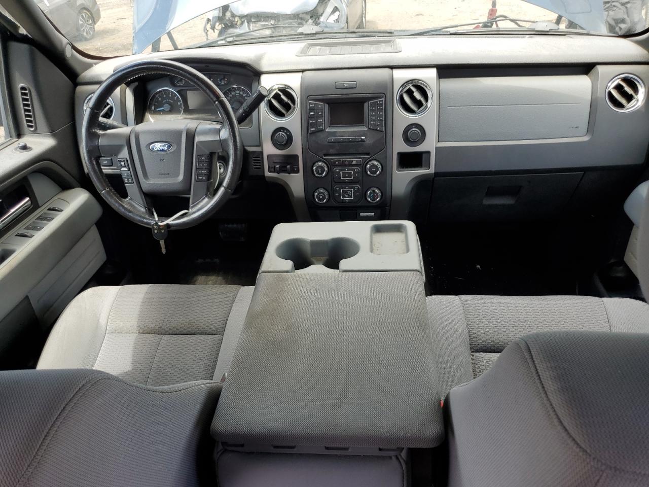 Ford F-150 Supercrew Image 13