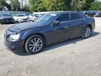  Salvage Chrysler 300