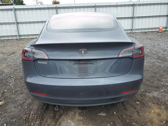 Tesla Model 3 Image 3