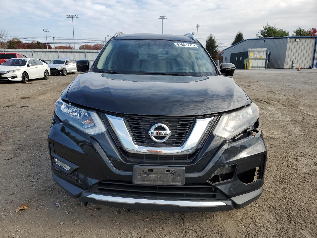 Nissan Rogue S Image 3