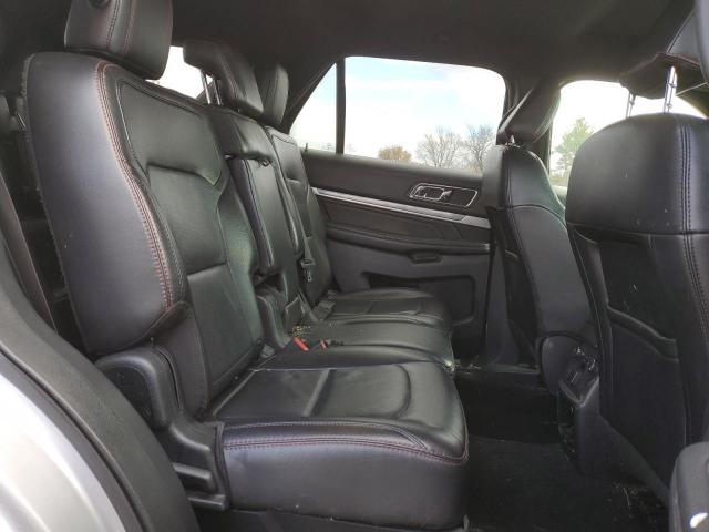 Ford Explorer Sport Image 13