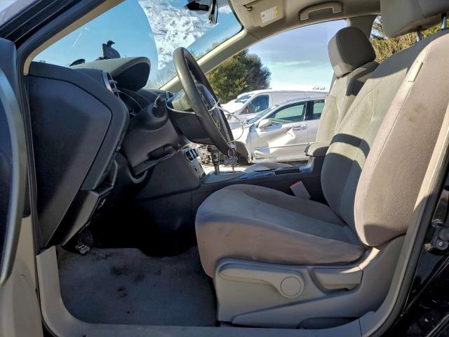 Nissan Rogue S Image 10