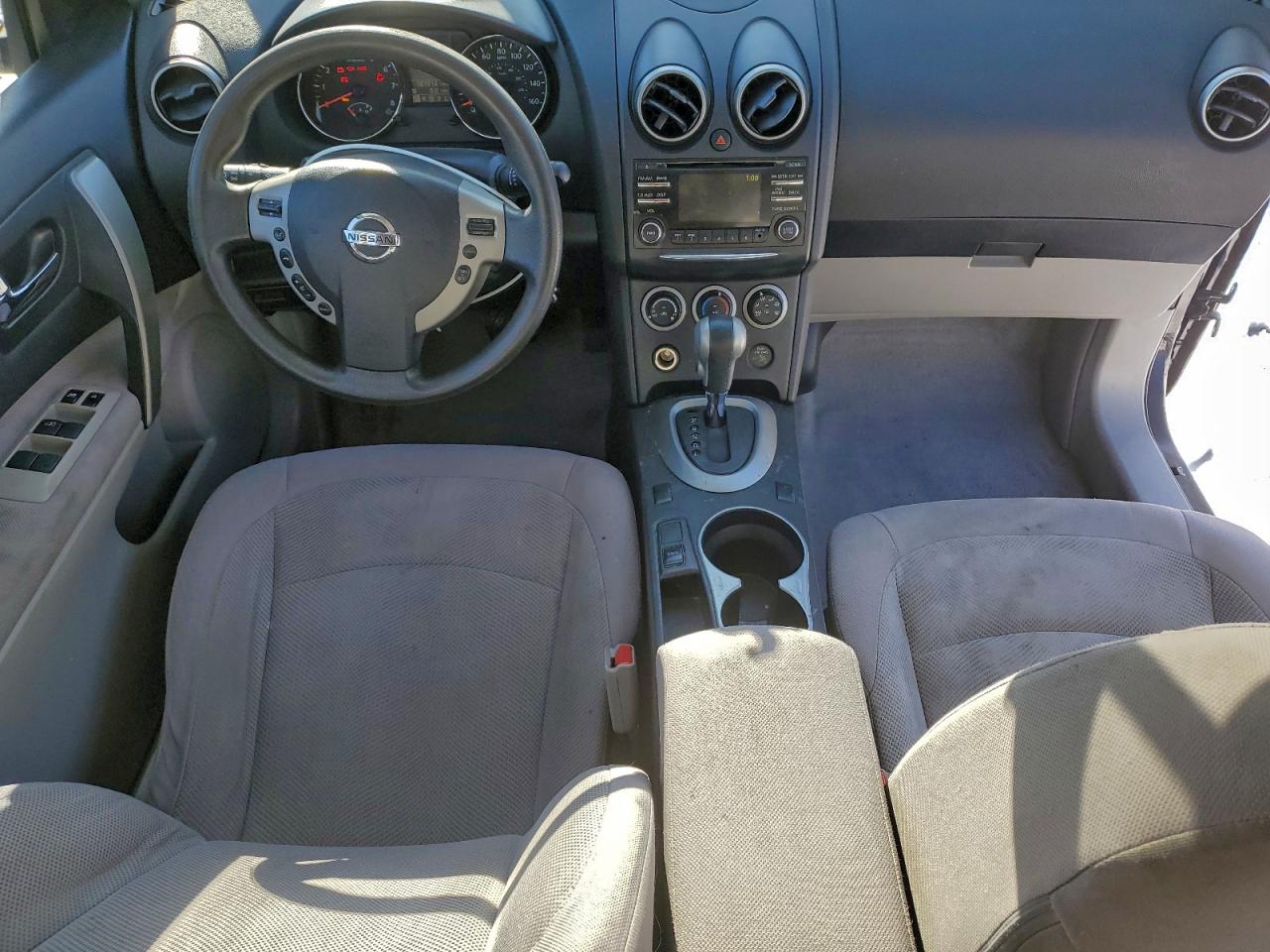 Nissan Rogue S Image 7