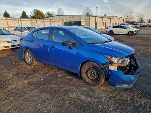 Nissan Versa S Image 11