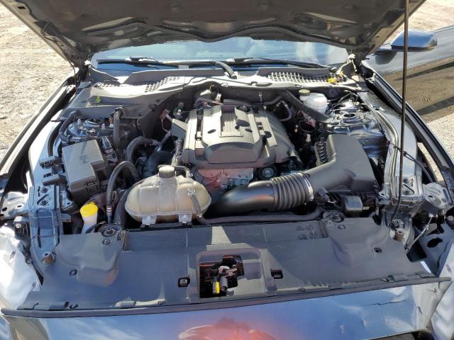 Ford Mustang Image 6