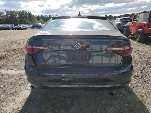 Volkswagen Jetta Gli Image 2