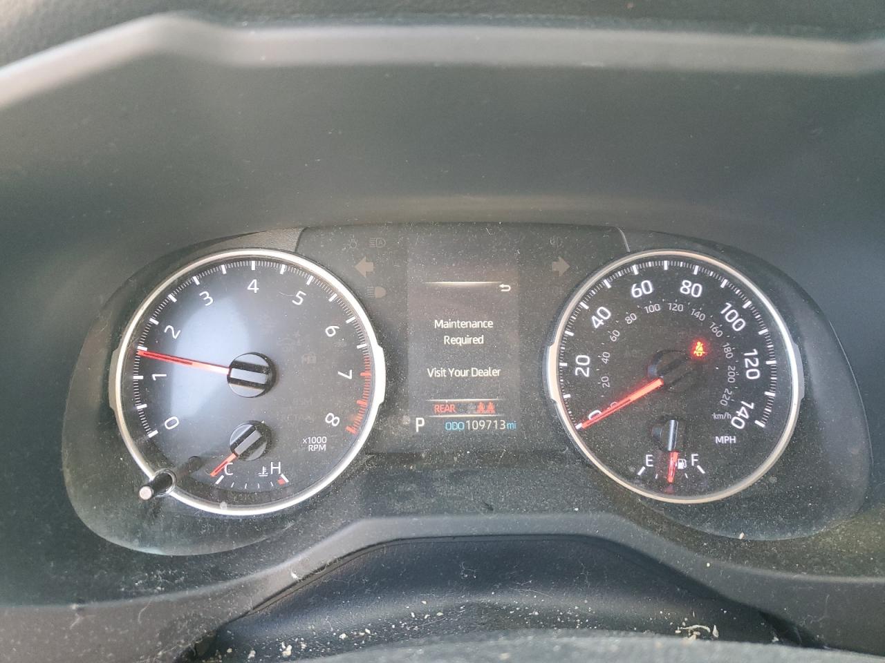 Toyota RAV4 Le Image 11