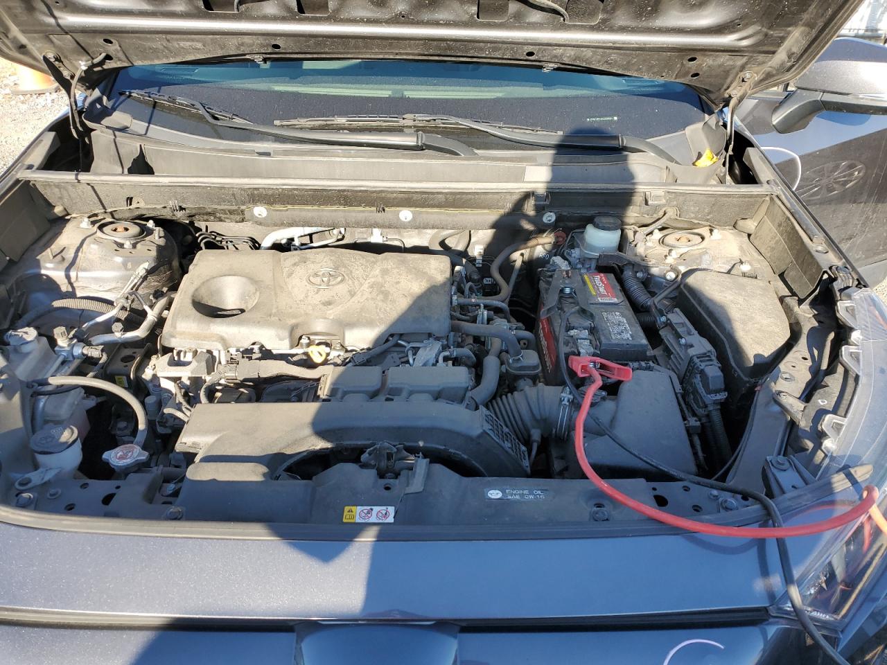 Toyota RAV4 Le Image 10