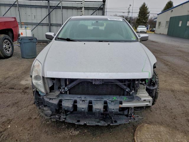 Mercury Milan Premier Image 11