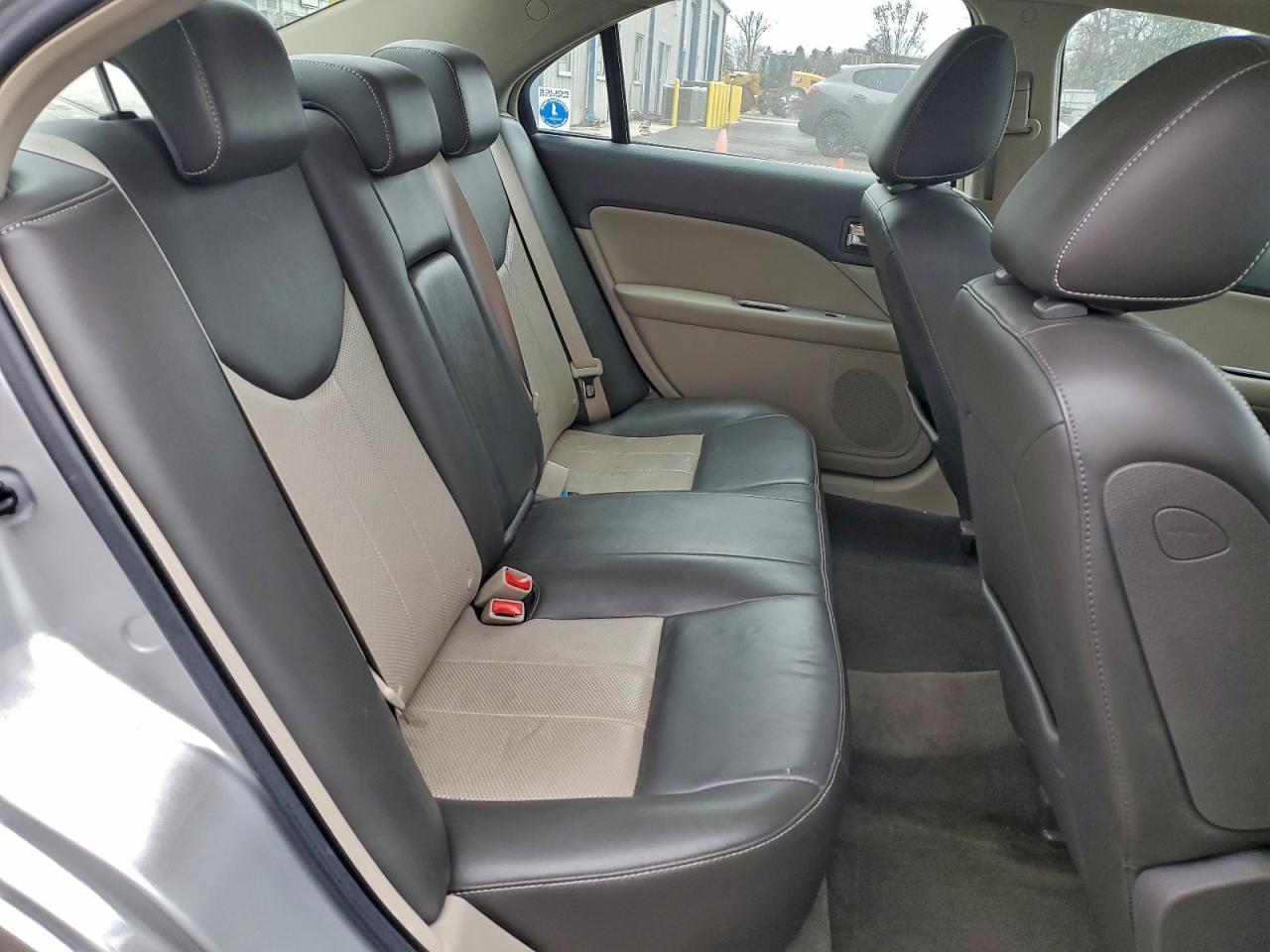 Mercury Milan Premier Image 2