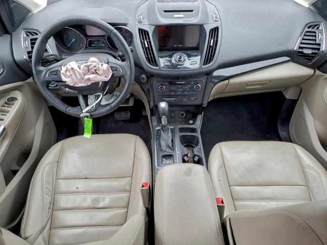 Ford Escape Titanium Image 6