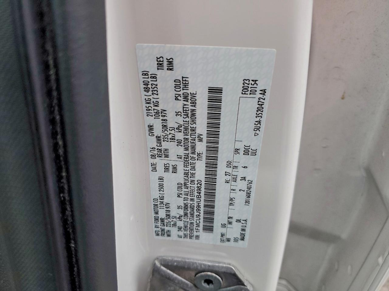 Ford Escape Titanium Image 7