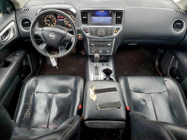 Nissan Pathfinder S Image 12