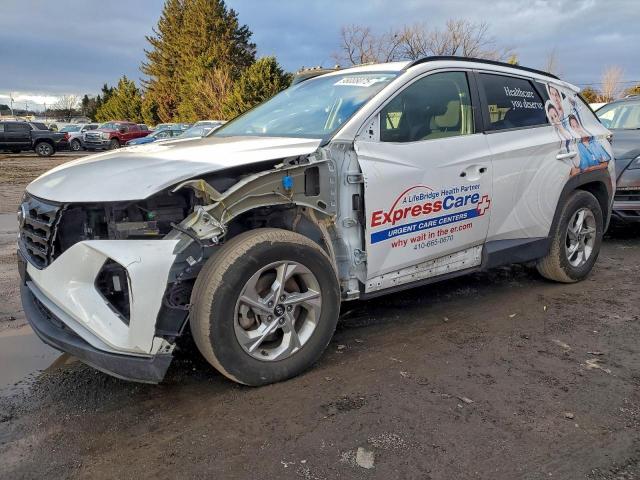  Salvage Hyundai TUCSON