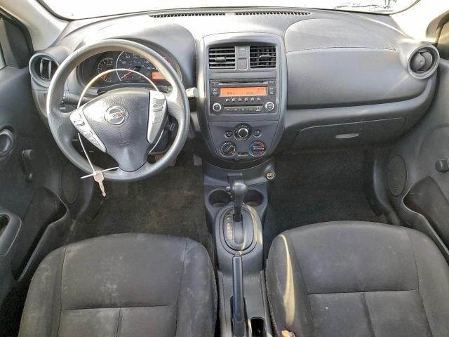 Nissan Versa S Image 12