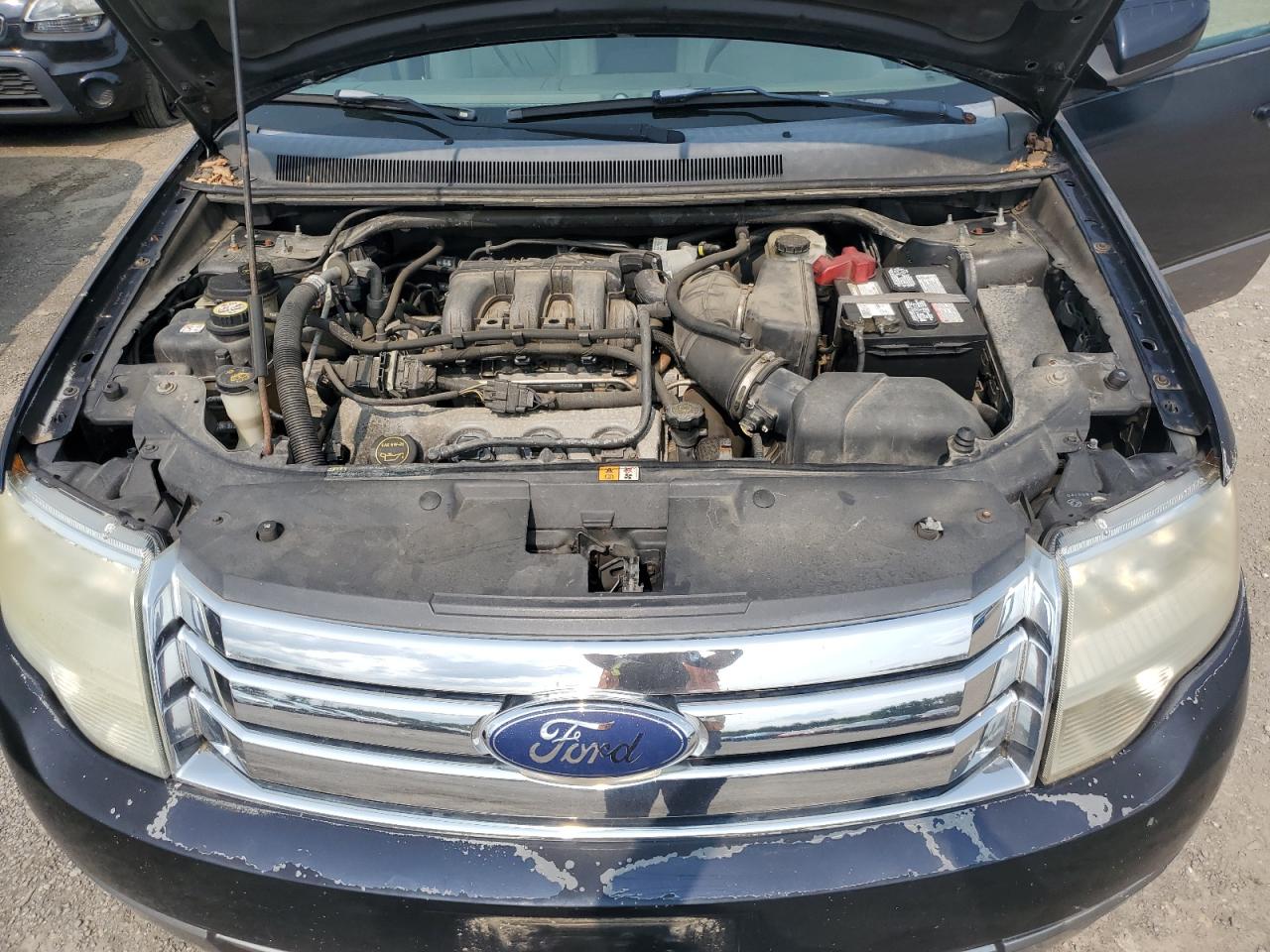 Ford Taurus Sel Image 8