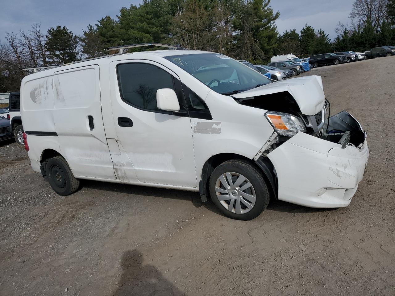 Nissan Nv 2.5s Image 2