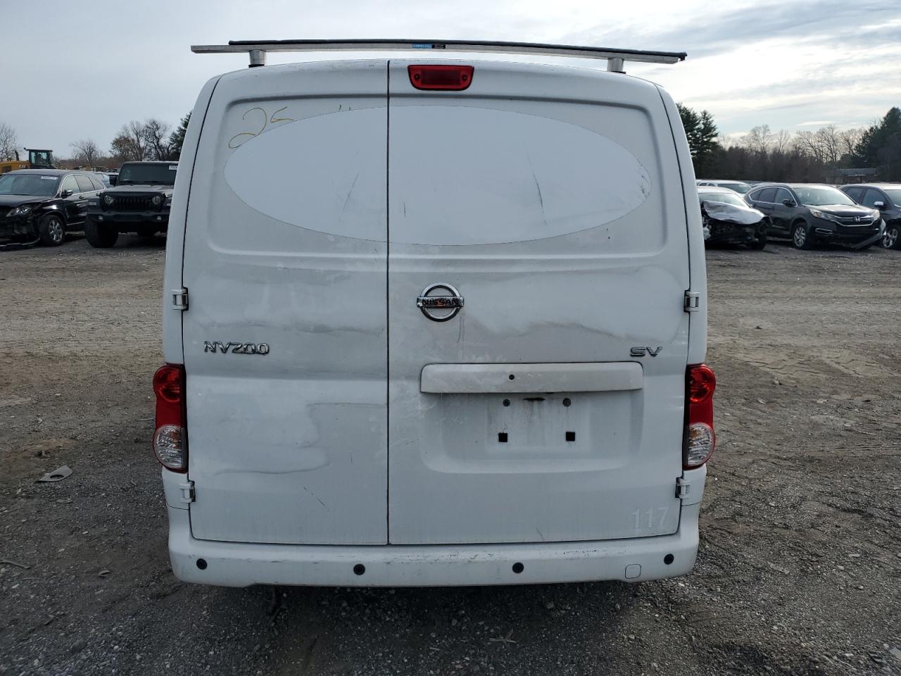 Nissan Nv 2.5s Image 4