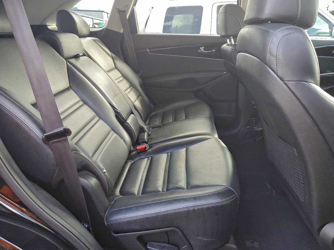 Kia Sorento Lx Image 8