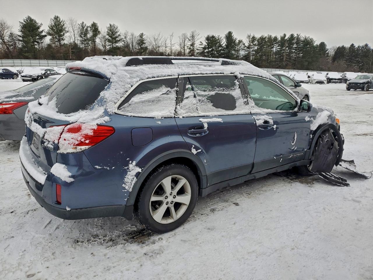Subaru Outback 2.5i Limited Image 3