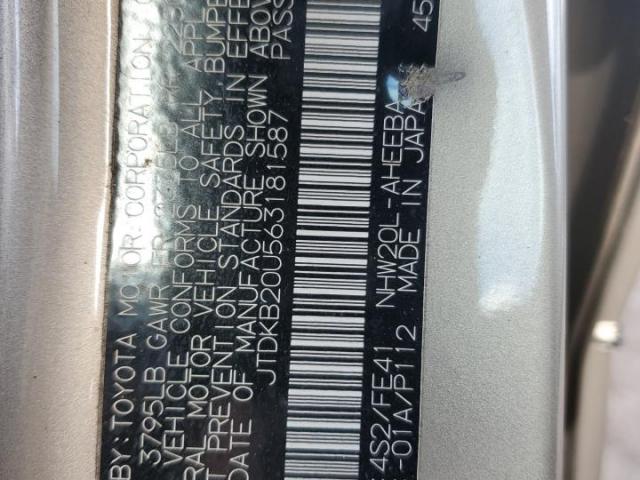 Toyota Prius Image 12