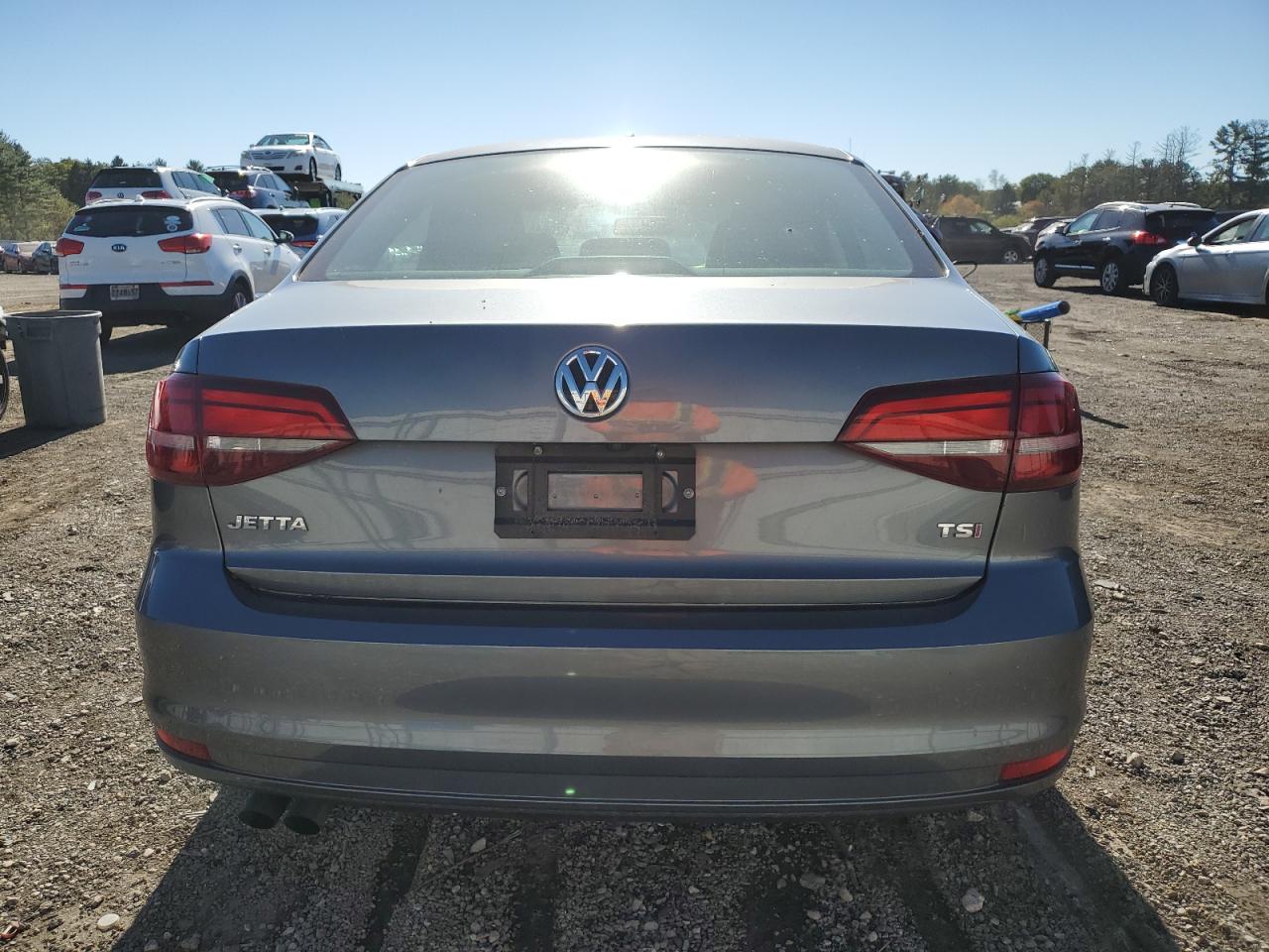 Volkswagen Jetta Se Image 8