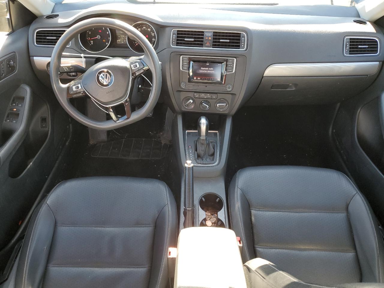 Volkswagen Jetta Se Image 4