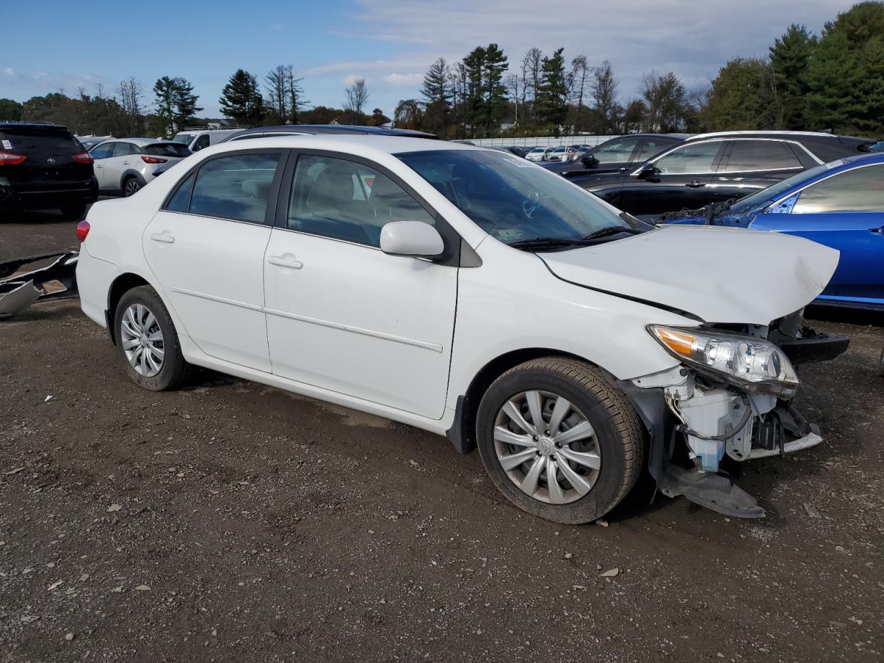 Toyota Corolla Base Image 4