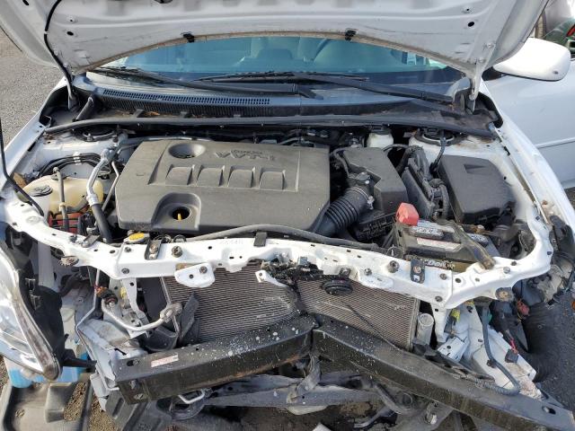 Toyota Corolla Base Image 7