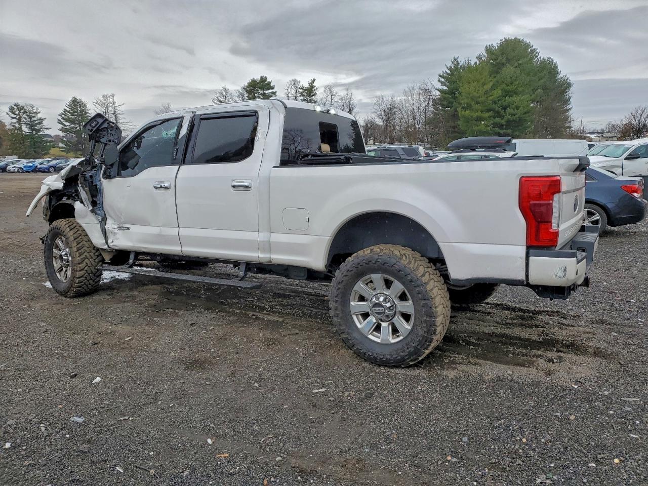 Ford F-250 Super Duty Image 10
