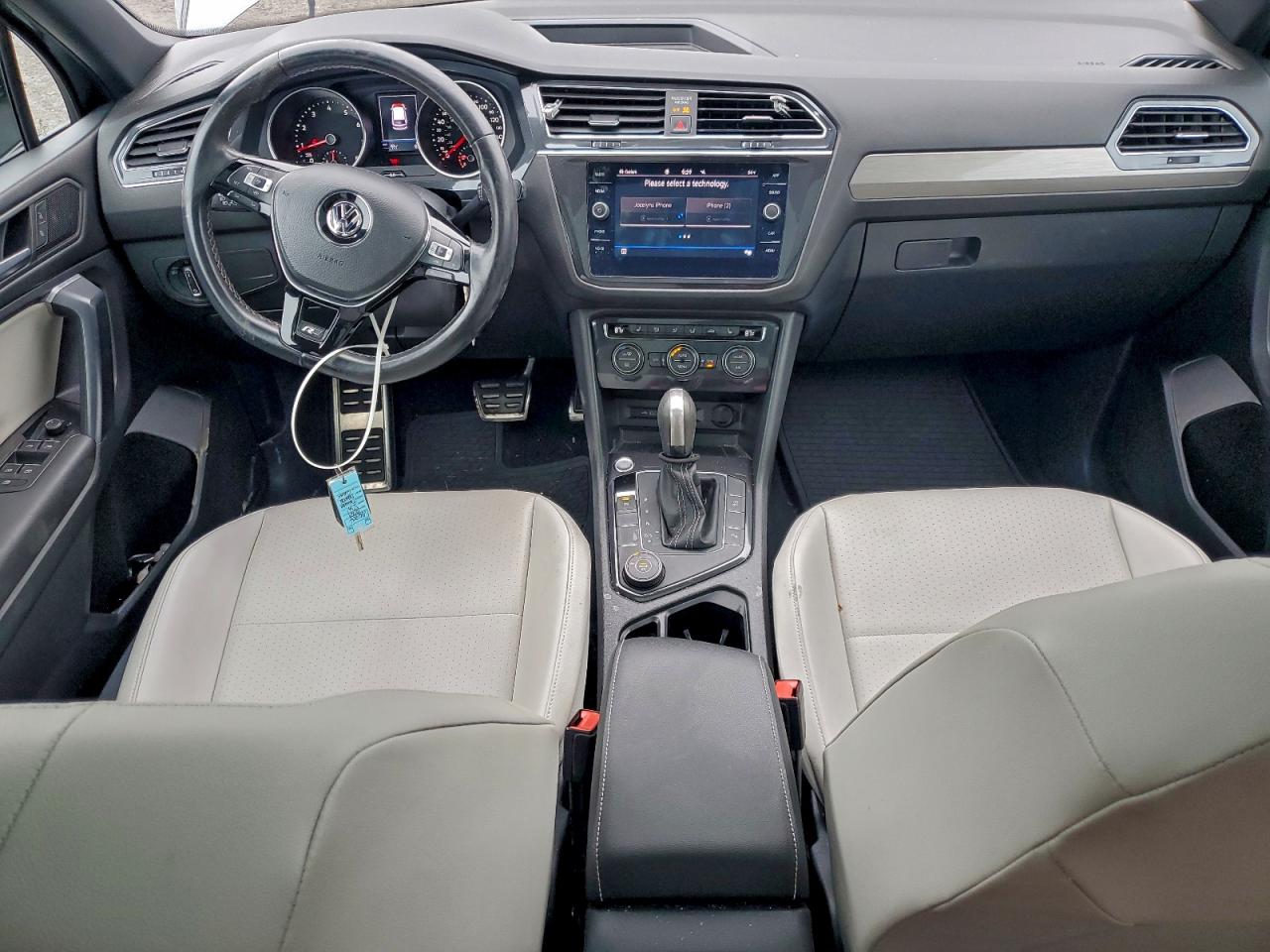 Volkswagen Tiguan Se Image 6